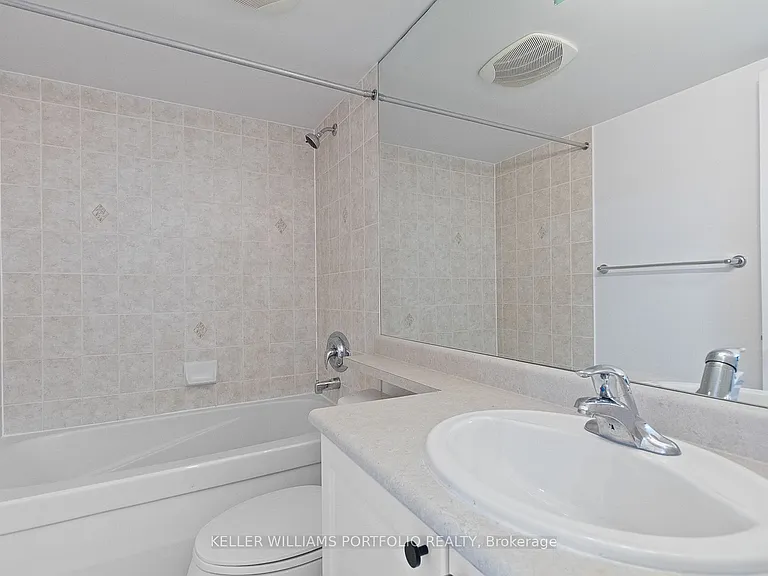 18 Yonge St #1504 — Photo 5