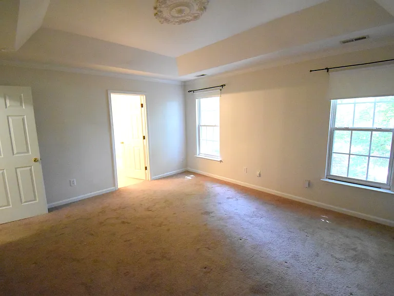 3704 Wind Ridge Pl — Photo 18