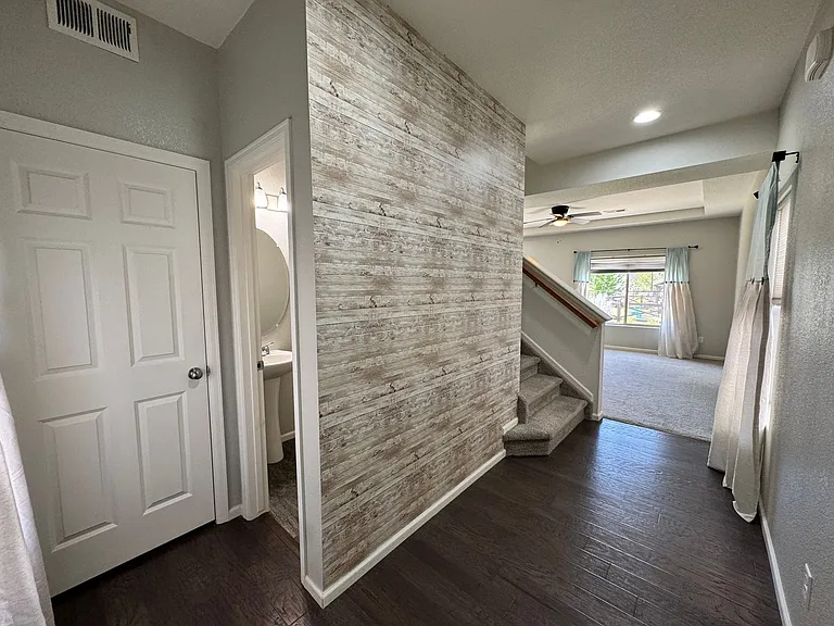 9093 Pacific Crest Dr — Photo 15