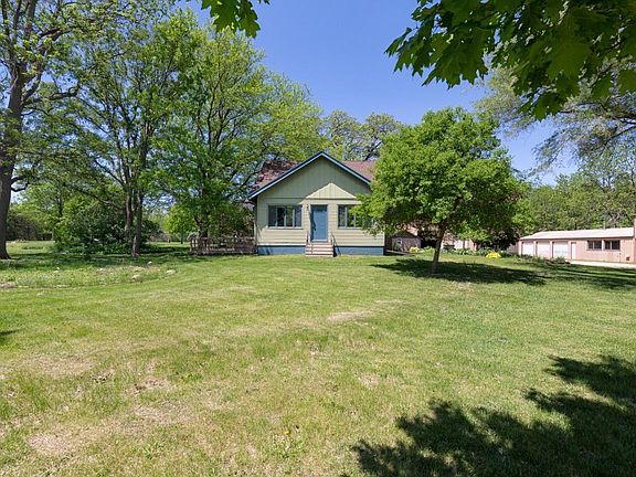 2nd image of 32561 Newell Ave