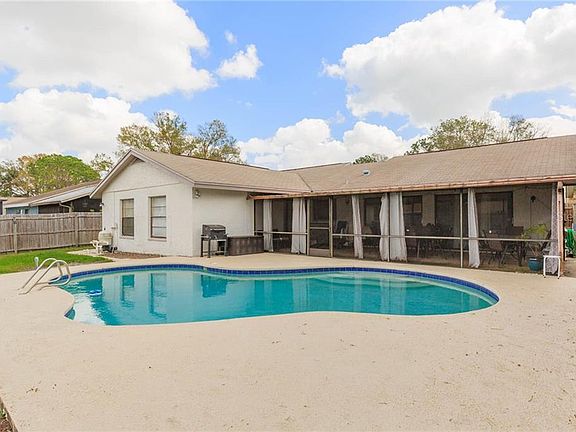 5th image of 11320 Laurel Crest Ln