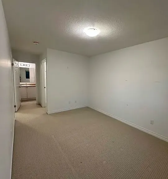 105 Woodedge Cir — Photo 30
