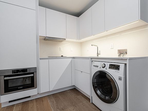 4th image of 122 Dowling Ave #50068A-42