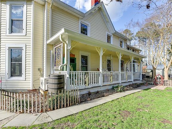 4th image of 358 Circle Dr