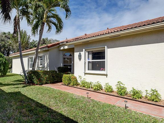 3rd image of 1805 Wood Fern Dr