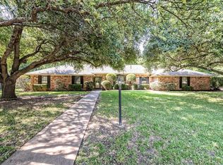 266 Oakwood Ln, Mc Gregor, TX 76657