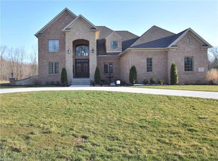 2574 Cadwallader Sonk Rd, Cortland, OH 44410