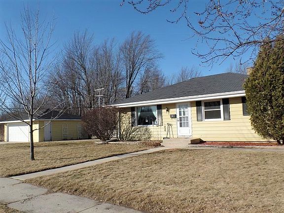 2nd image of 1051 1st Ave