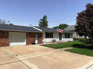 203 N Washington St, Dwight, IL 60420
