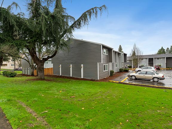 3rd image of 15994 E Burnside St #48