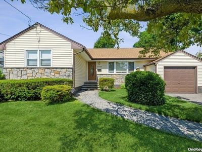 1380 Odell Street, Wantagh, NY, 11793