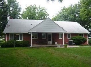 7034 Glendale Ave, Omaha, NE 68152