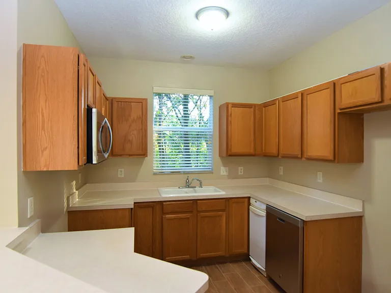 11037 Black Swan Ct — Photo 4
