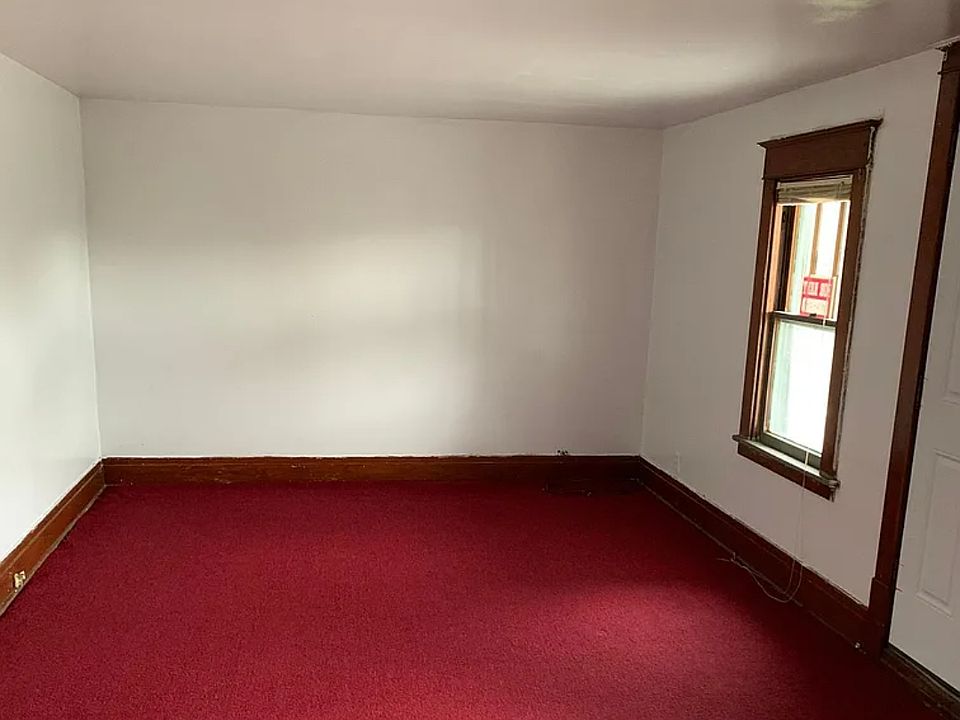 1st image of 191 Ericson Ave Unit 1