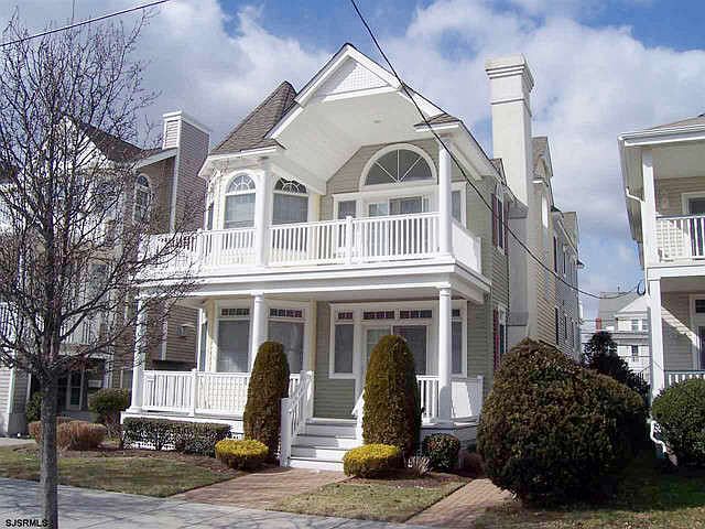 1st image of 1426 Wesley Ave