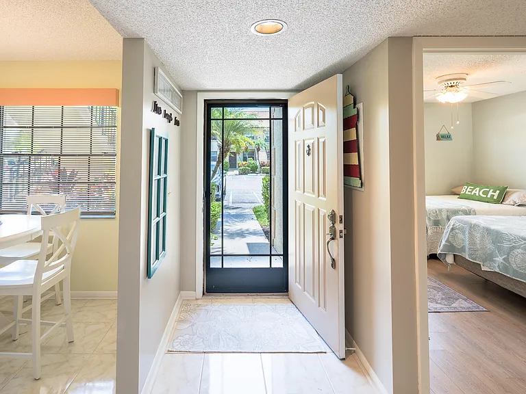 1401 Pinecrest Cir #A — Photo 1