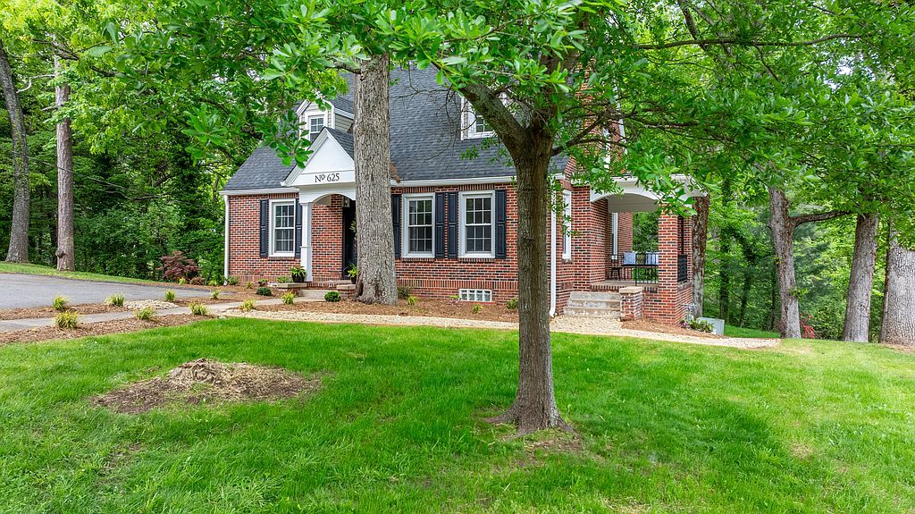625 4th Street Dr NW - Property Image
