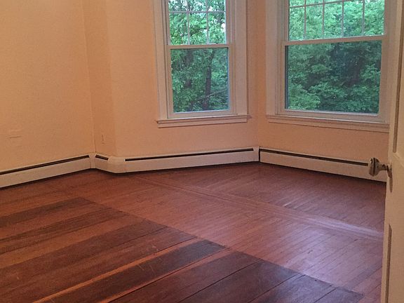 Bedroom #1 - bay windows