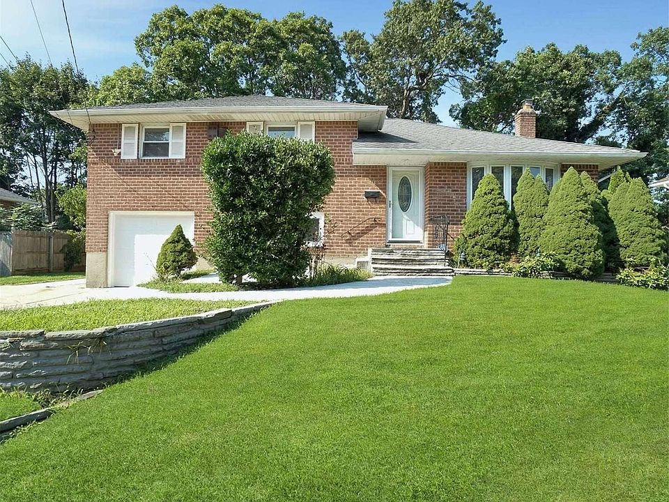 1st image of 80 Townhouse Dr E