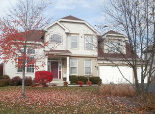 5760 Providence Dr, Hoffman Estates, IL