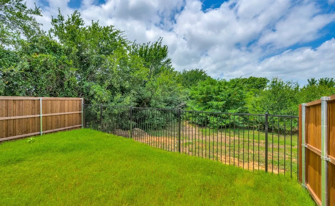 4 bed, 1535 sqft, $1,995 — Photo 3