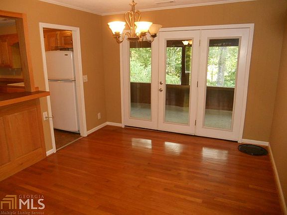 4th image of 260 Payne Hill Dr