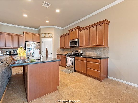 5th image of 2523 Warkworth Ln