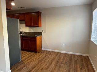 1352 Drake Dr APT D, Davis, CA 95616