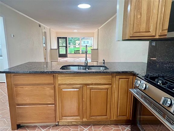 4th image of 1510 FLINT DRIVE W #10-F
