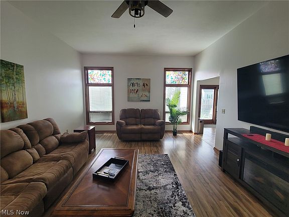 5th image of 144 Loyola Dr