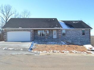 108 Paradise St, Waynesville, MO 65583