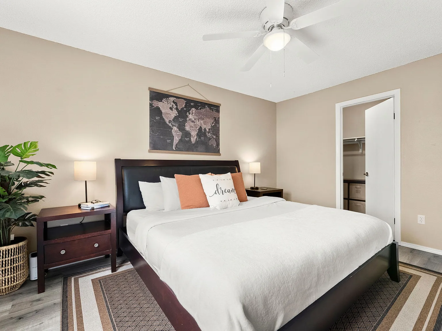 2 bed, 786 sqft, $2,800 — Photo 4