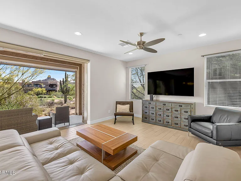 10260 E White Feather Ln #1041 — Photo 16