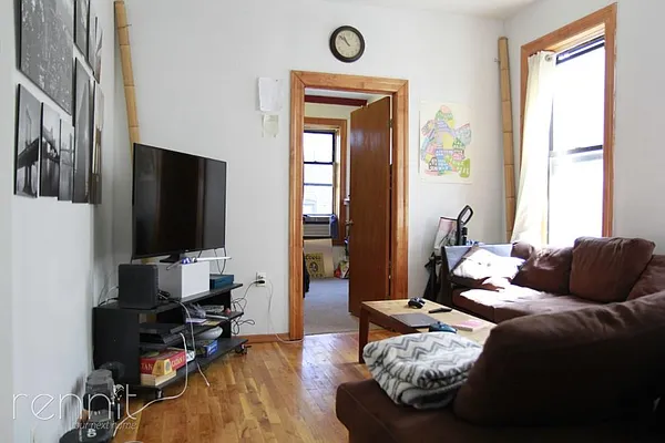 Rented by Rennit Inc. | media 12