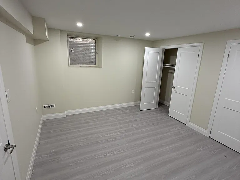 1266 Silverfox Dr #BASEMENT — Photo 10