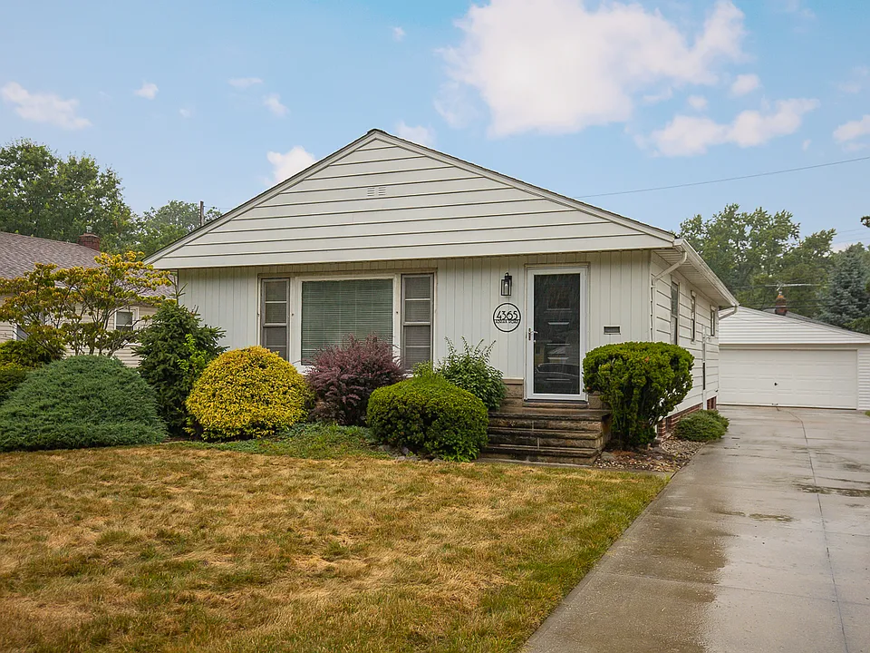4365 Adrian Rd