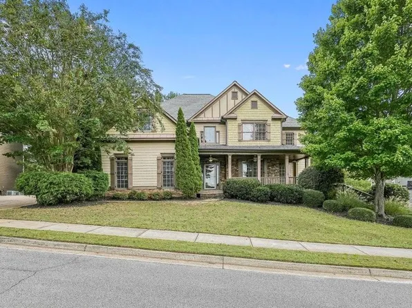222 Blackberry Run Dr, Dallas, GA 30132