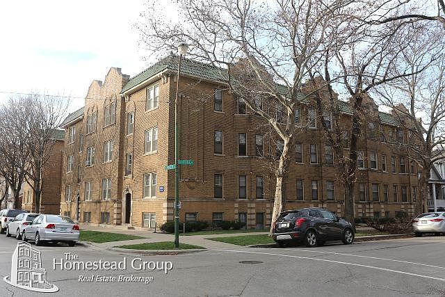 1st image of 2110 W Ainslie St #Three