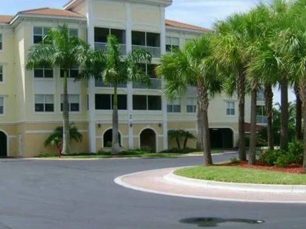 255 W End Dr #4, Punta Gorda, FL 33950