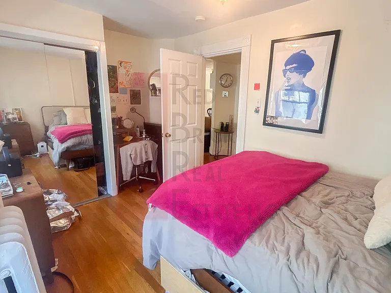 52 Joy St #5 — Photo 7
