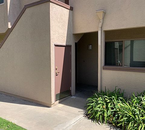 2nd image of 258 California Blvd #14198379