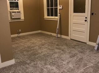 220 E 24th St, Kearney, NE 68847