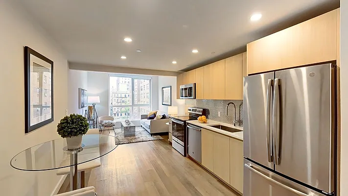 Rented by Compass | media 30