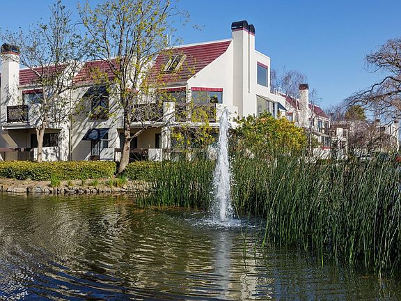 3rd image of 526 Shorebird Cir Unit 16201