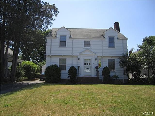 1st image of 4 Gardner Avenue Ext