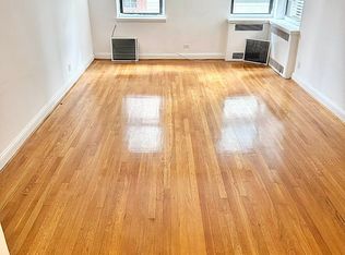 Robin Court, New York, NY 10023