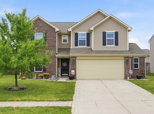 3140 Monterey Dr, Whiteland, IN 46184