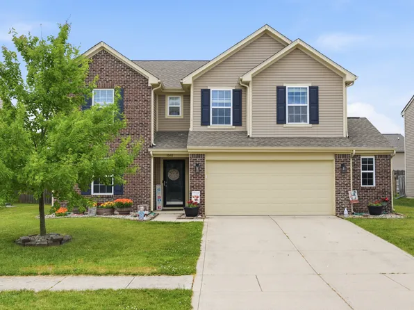 3140 Monterey Dr, Whiteland, IN 46184