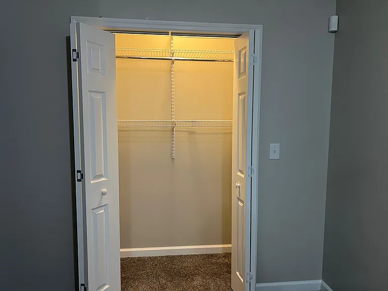 107 Chesapeake Ct — Photo 26