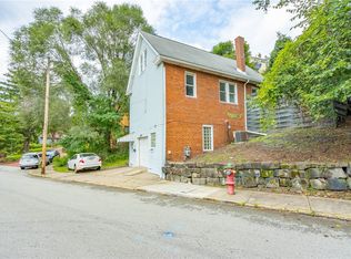 800 Mill St, Tarentum, PA 15084